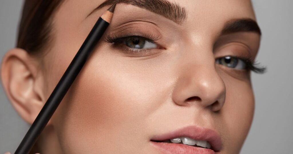 How to Apply Eyebrow Pencil