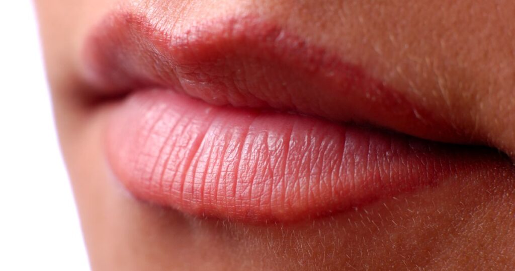 How to Get Naturally Plump Lips With Makeup