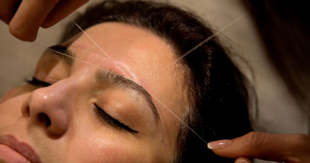 What to Expect During Your Eyebrow Threading Session